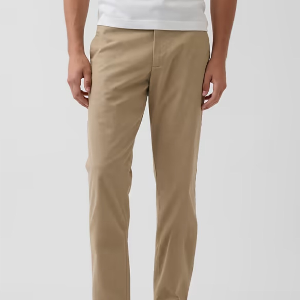 GAP Men's Slim Straight Chino Pants - Khaki